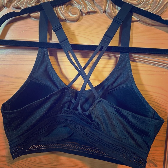 Victoria's Secret Other - Victoria Secret Sports Bra